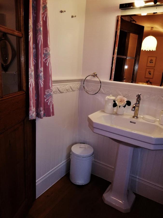 Au Charme Du 13 Faubourg De France A Bouillon Villa Екстериор снимка