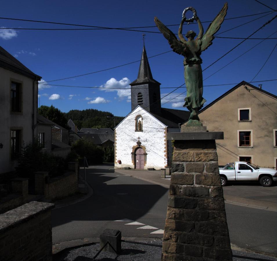 Au Charme Du 13 Faubourg De France A Bouillon Villa Екстериор снимка