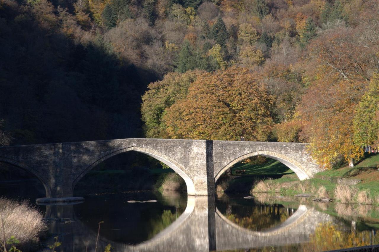 Au Charme Du 13 Faubourg De France A Bouillon Villa Екстериор снимка