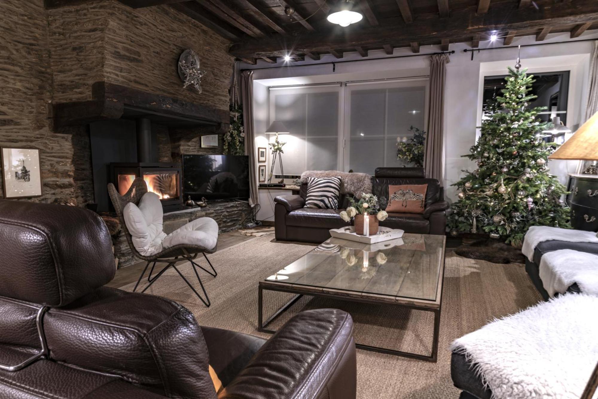 Au Charme Du 13 Faubourg De France A Bouillon Villa Екстериор снимка